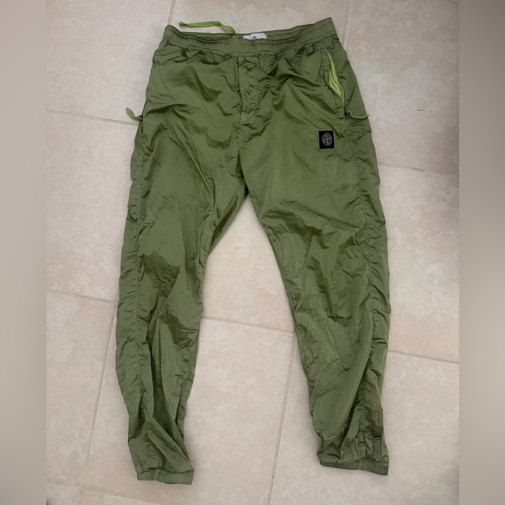 Stone island nylon pants | green size medium